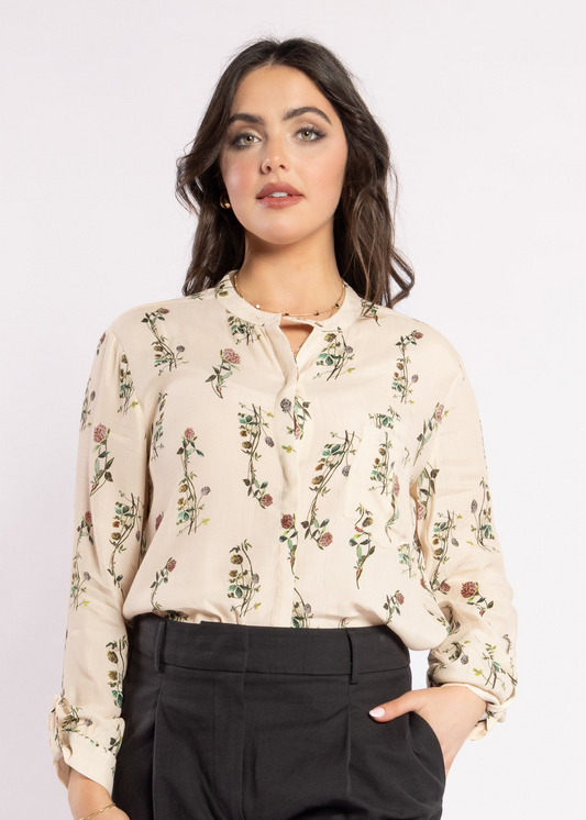 8055 - Salut Shirt - Wild Flower