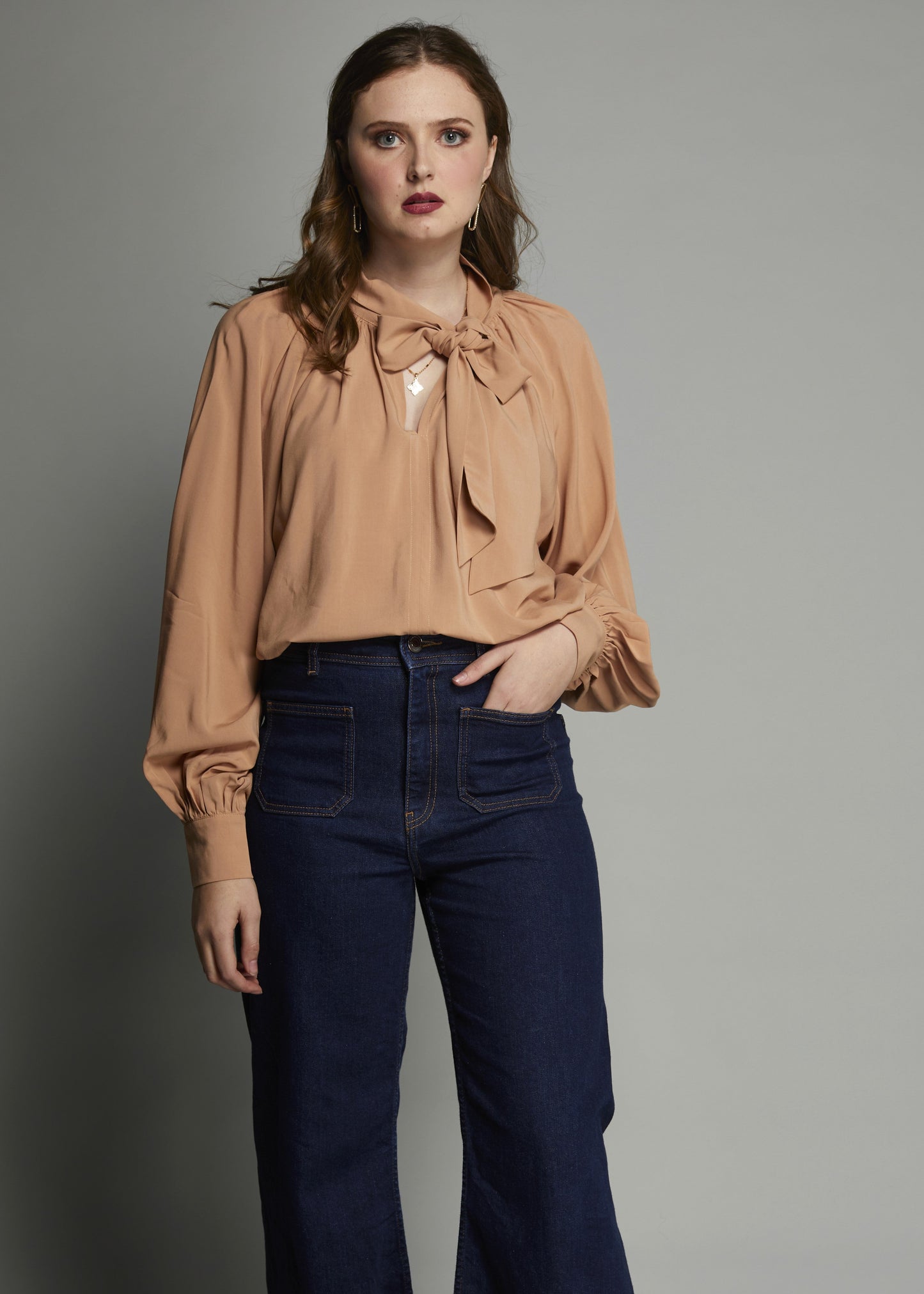 1102 - Hay Blouse - Tawny