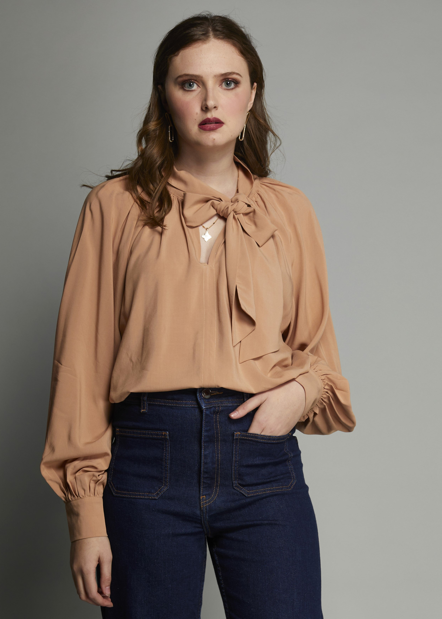 1102 - Hay Blouse - Tawny