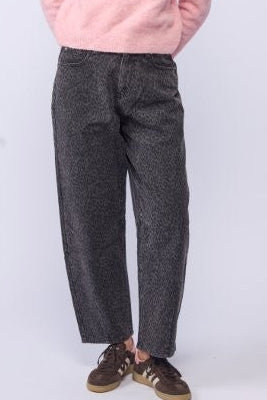 9036 - Barrel Jean - Animal
