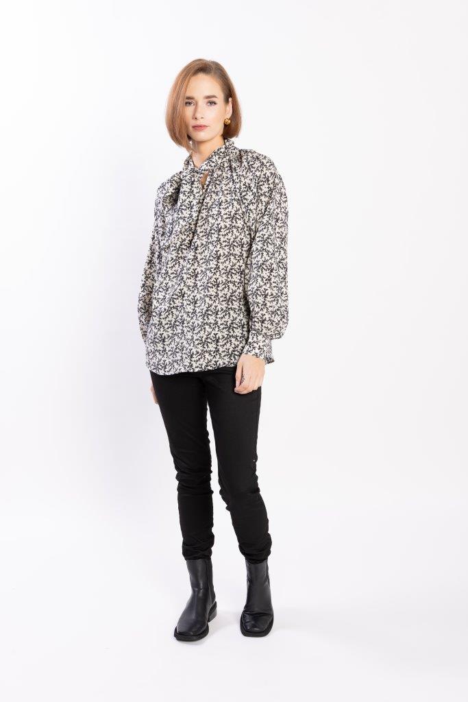1102 - Hay Blouse - Botanic