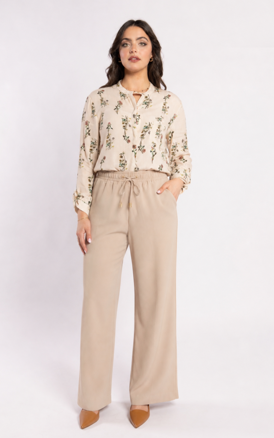 8055 - Salut Shirt - Wild Flower