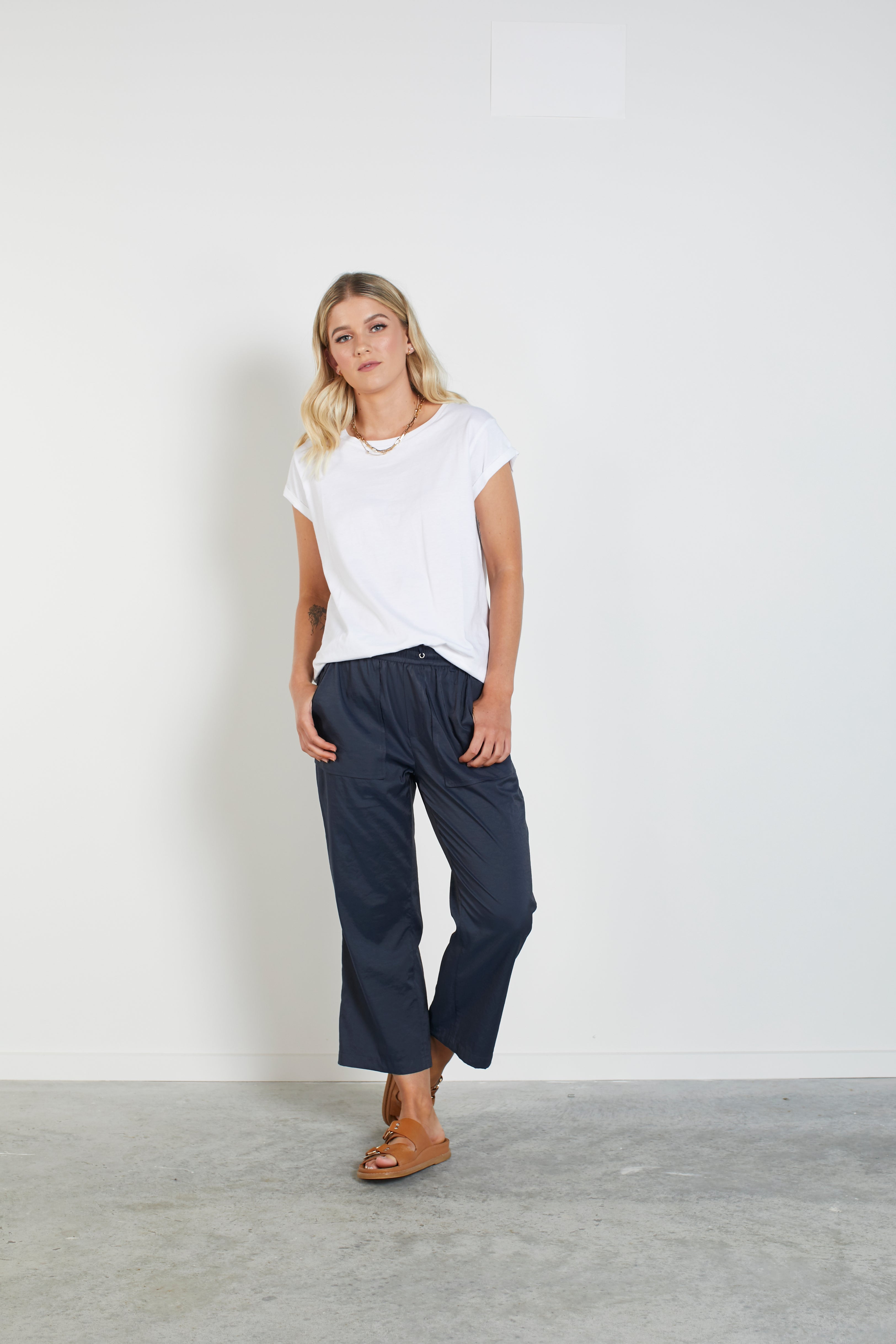 4019 - Lucy Pant - Navy – Drama The Label