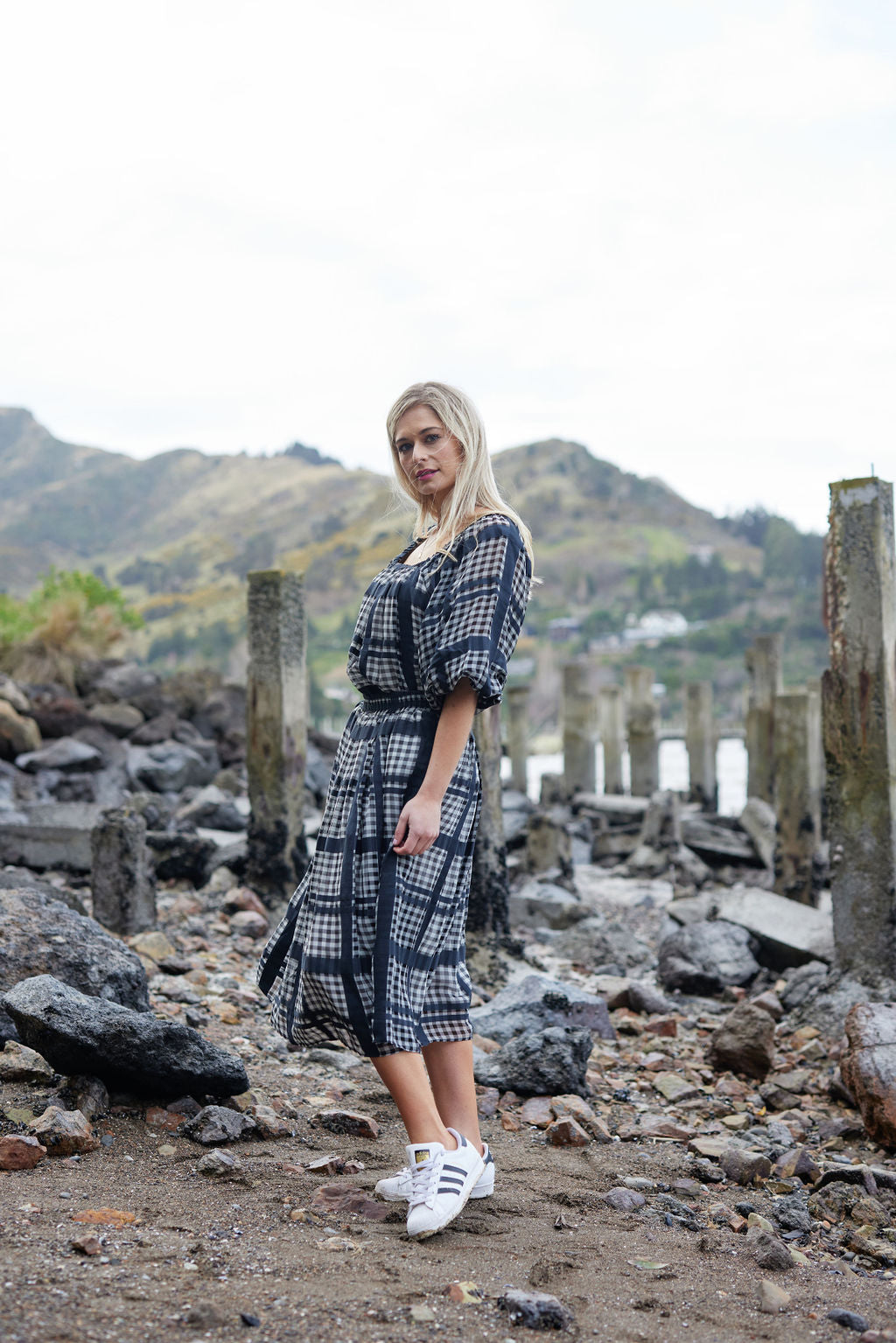 1203 - Tilda Top - Black Window Pane