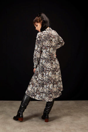 2065 - Adventure Dress - Folk Tale