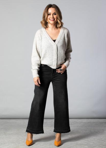 9011 - Wide Crop Jean - Black Wash